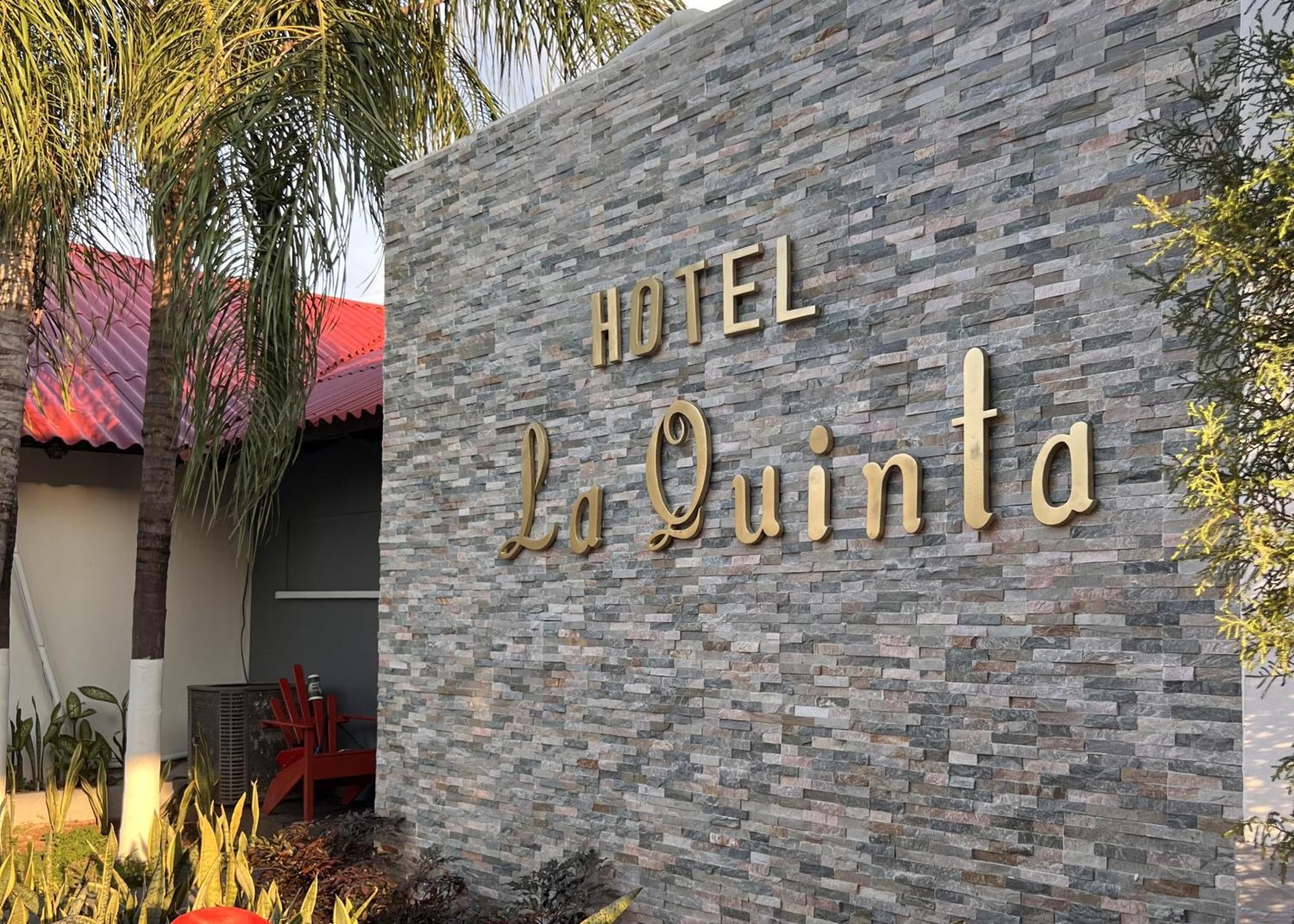 Hotel La Quinta La Ceiba Zewnętrze zdjęcie
